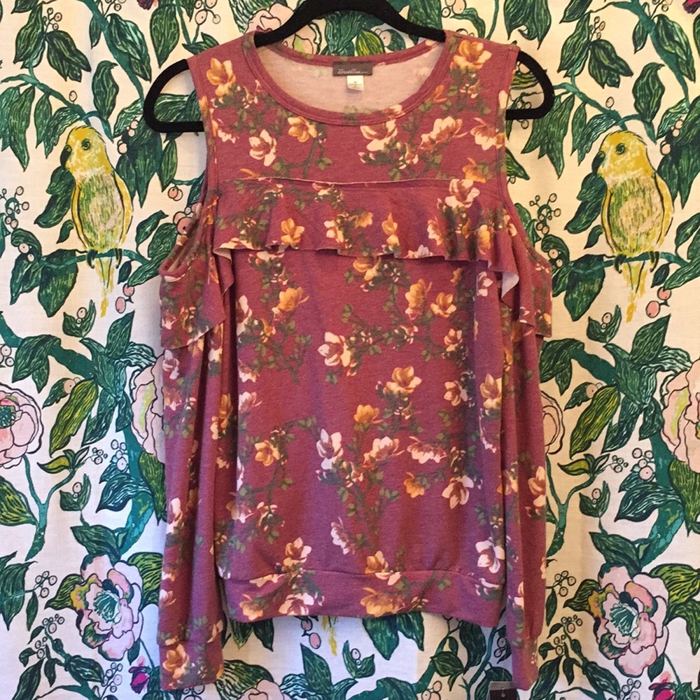 NWT Floral Cold Shoulder Long Sleeve Shirt